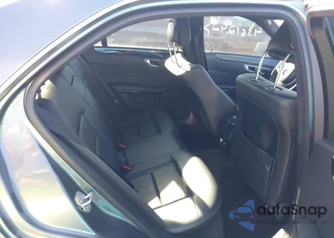 2016 Mercedes-Benz E 350 4Matic z USA, uszkodzony, nr VIN WDDHF8JB6GB236477